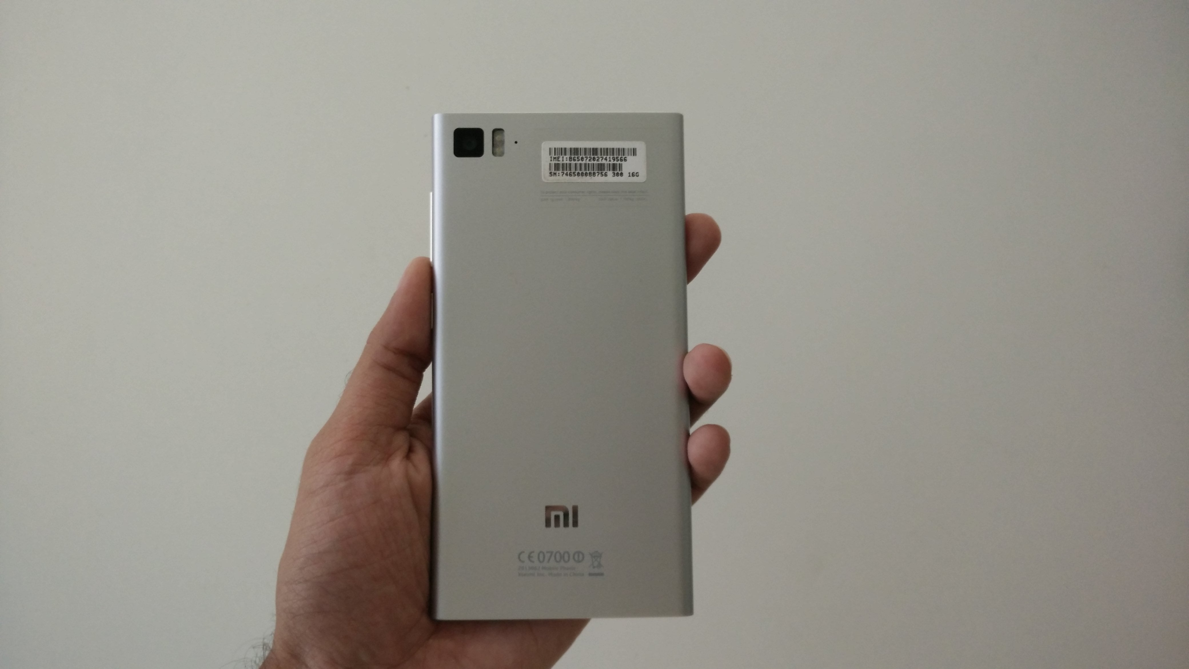 Xiaomi Mi 3 - Back Held In Hands