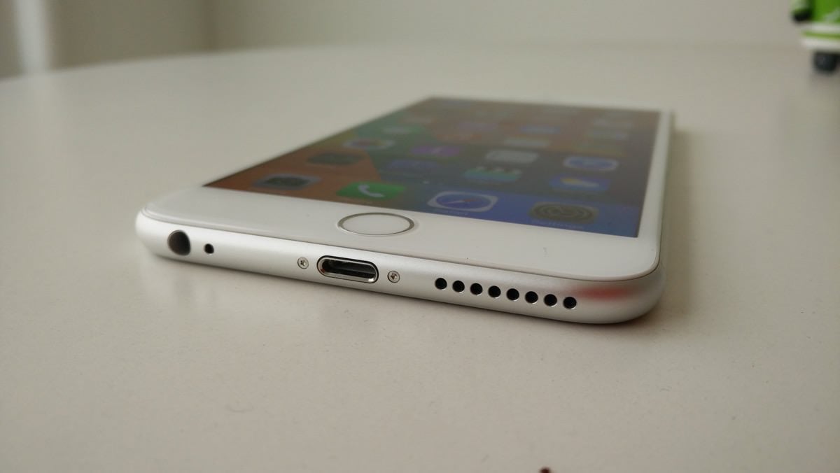 Apple iPhone 6 Plus Review - Product Image - 0002