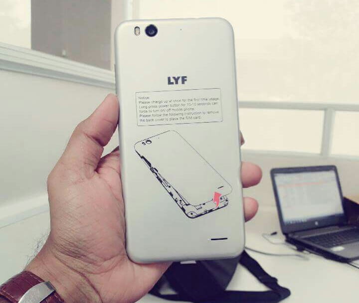 LYF handset