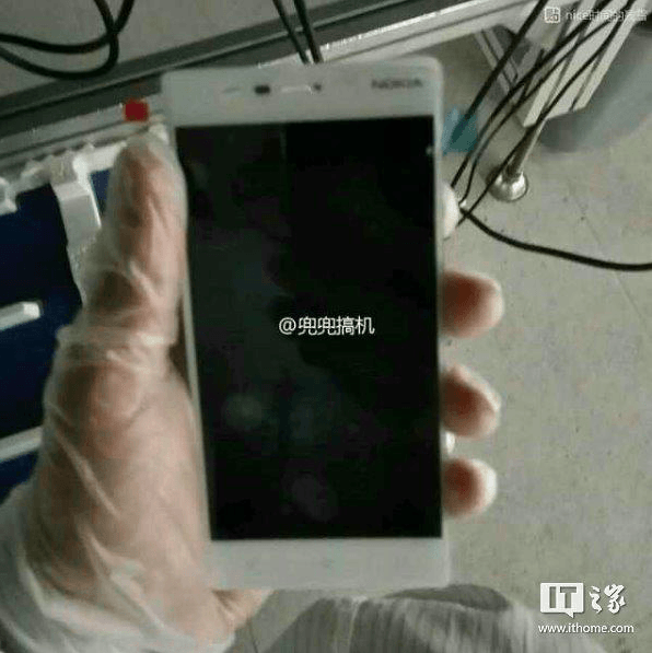 Nokia E1