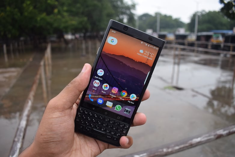 blackberry-keyone-review-telecomtalk-1