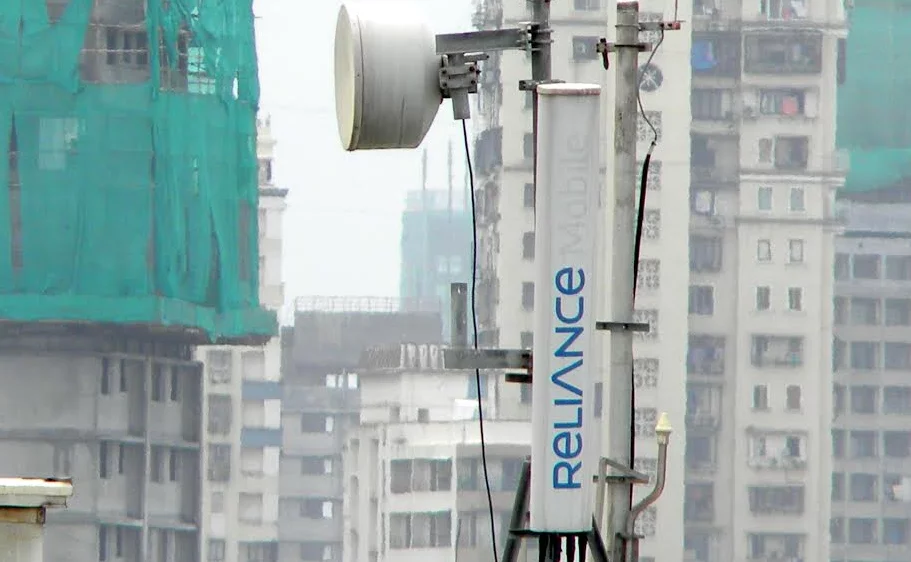 rcom-wireless-business-exit