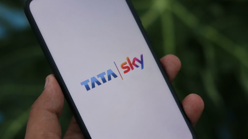 Tata Sky and Airtel Digital TV Compared Across Recharge Packs  Set Top Box Prices and Other Benefits - 45