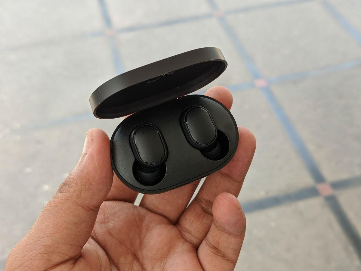 Redmi Earbuds S With 12 Hour Battery Life Introduced in India for Rs 1799