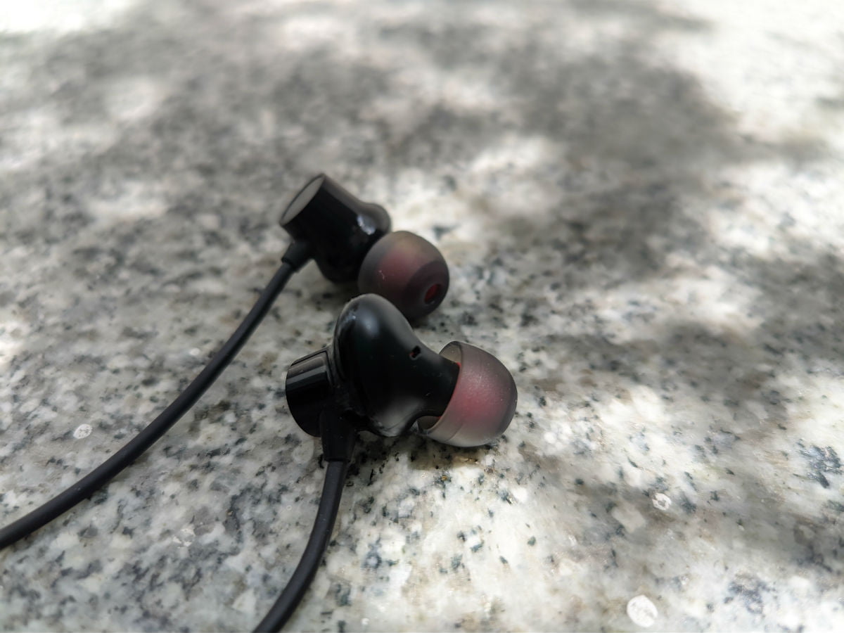 OnePlus Bullets Wireless Z Review  Get These for the Incredible Battery Life - 3