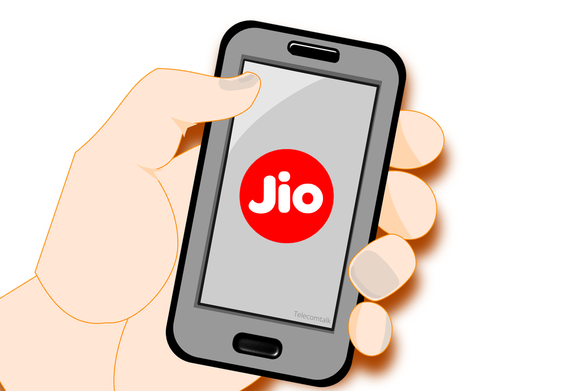 Reliance Jio Won t Be Too Keen to Hike Tariffs Amid Less User Additions - 13