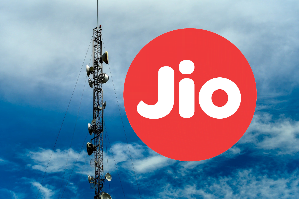 RIL s Petition for Damaged Jio Properties Heard by HC  Notice of Motion Issued - 20