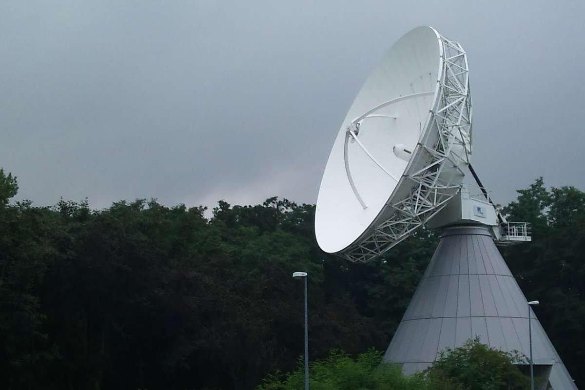 satellite-network-equipment-dot