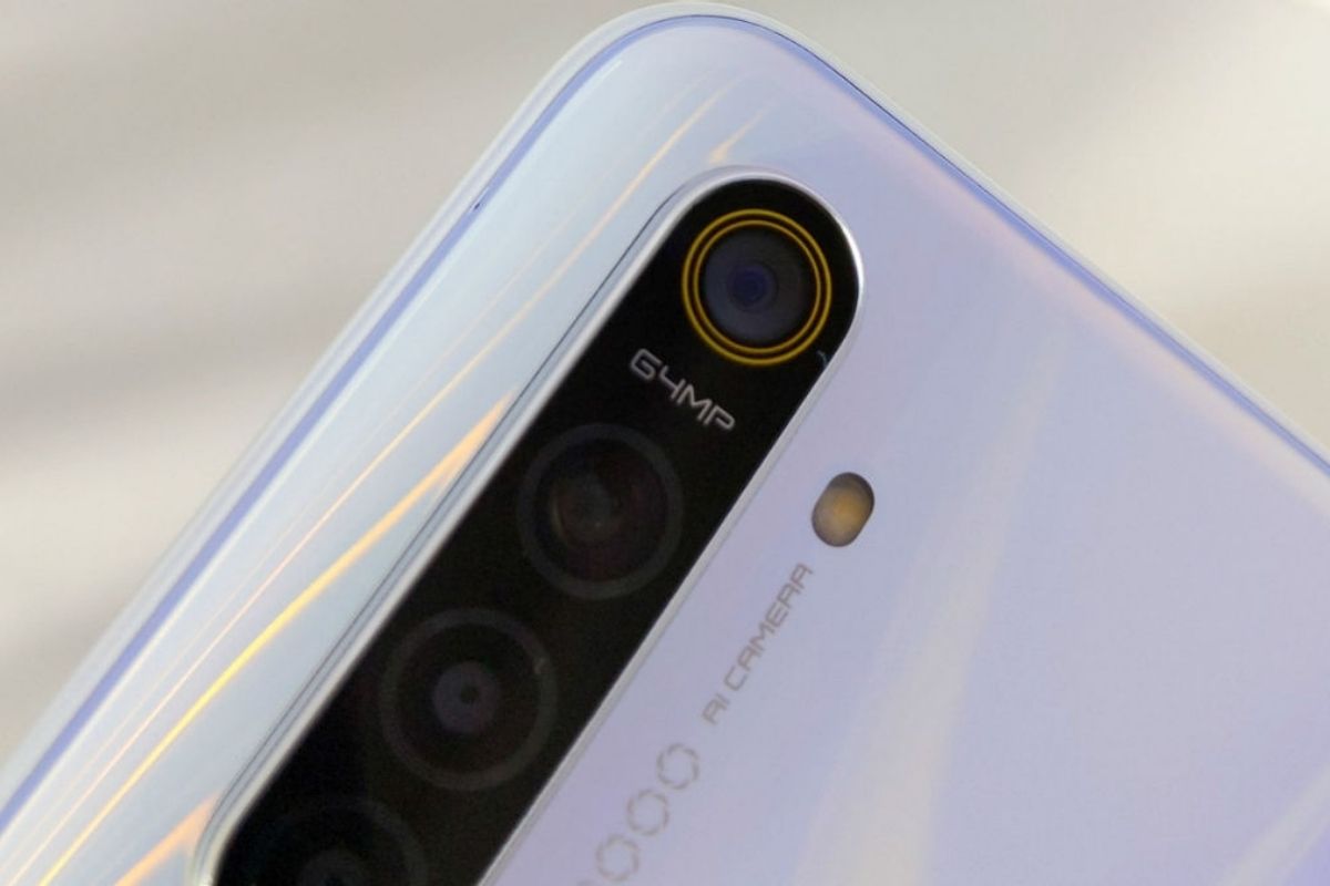 Бюджетные камерофоны 2024. Трипле камера. Росо смартфоны super Triple Camera. Камерофон официальное название?. Хноро трипл камера.