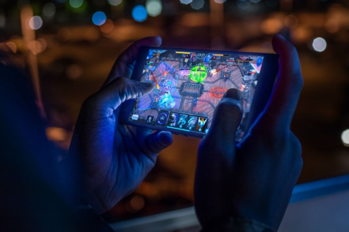 Do Regular Users Really Need a Gaming Phone  - 43