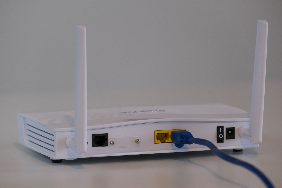 What Is a Broadband Router?