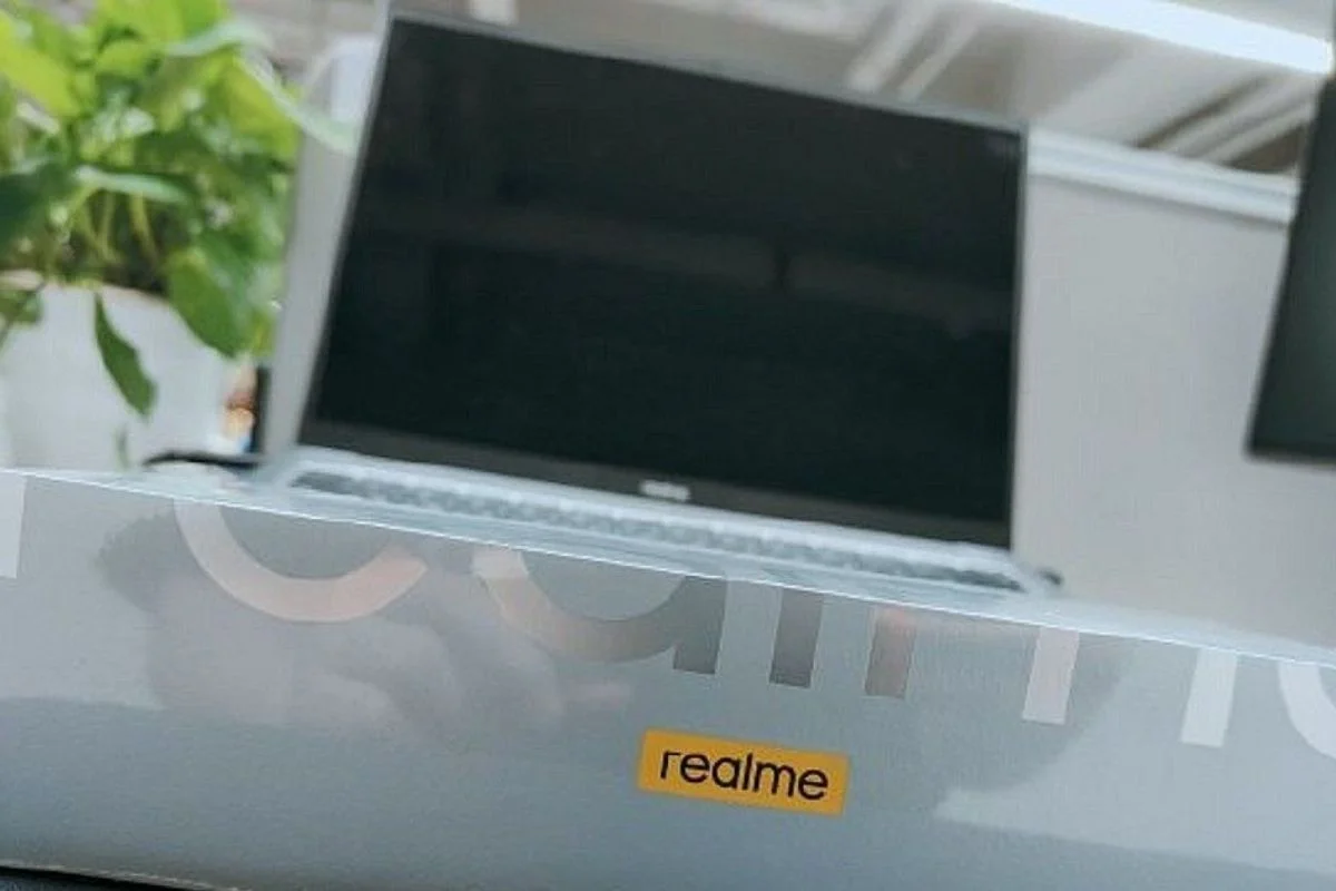 Realme Book