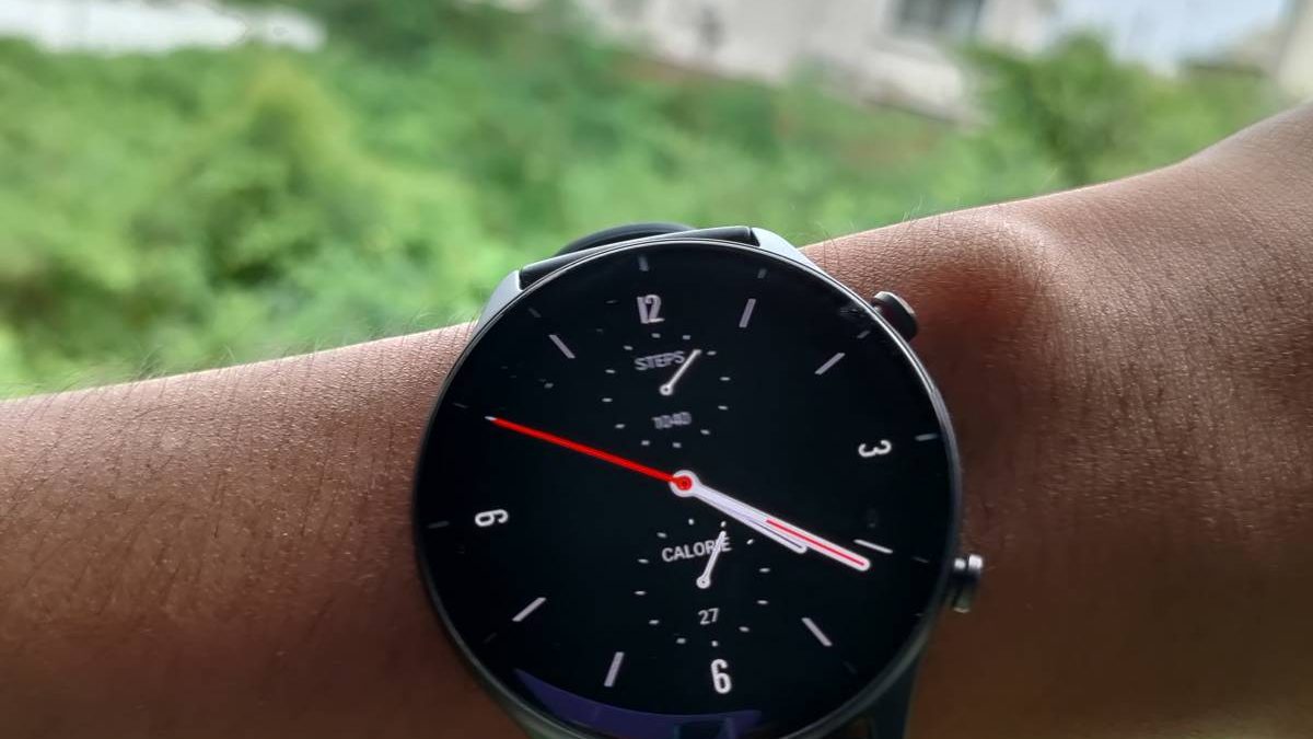 Amazfit GTR 2e Review: Almost a Perfect Smartwatch!