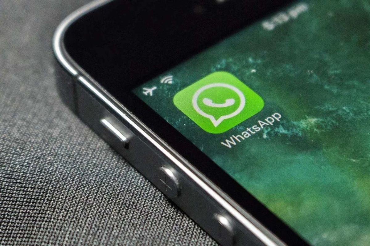 WhatsApp Might Allow Users to React to Messages Soon