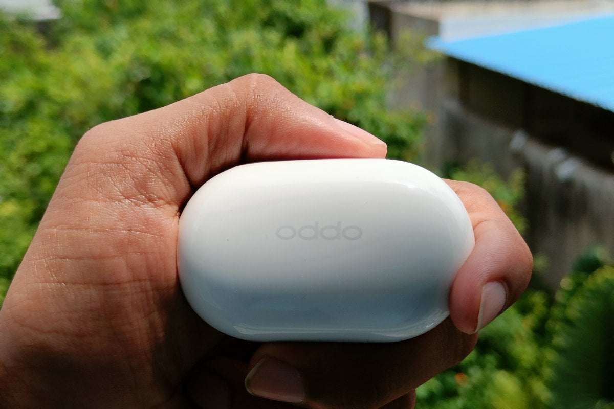 Oppo Enco Buds First Impressions: Oddly Beautiful