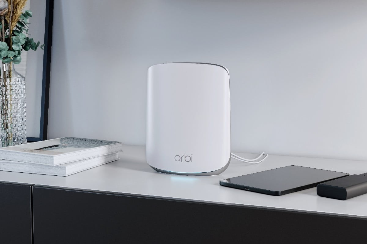 Netgear Orbi RBK352 Wi Fi Mesh Systems Connects Each Corner of Your Home - 51