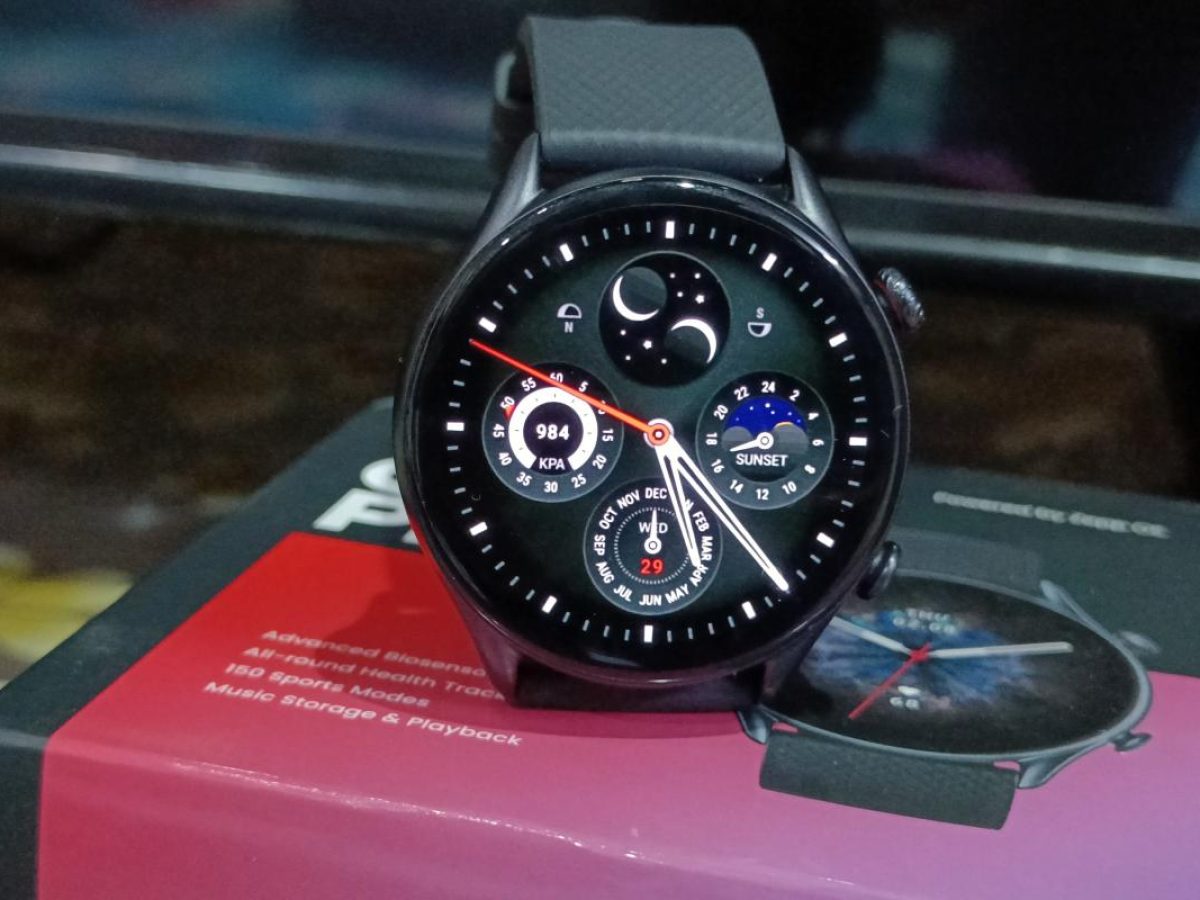 Amazfit GTR 3 PRO Smartwatch Review - Best Smartwatch of 2021? 