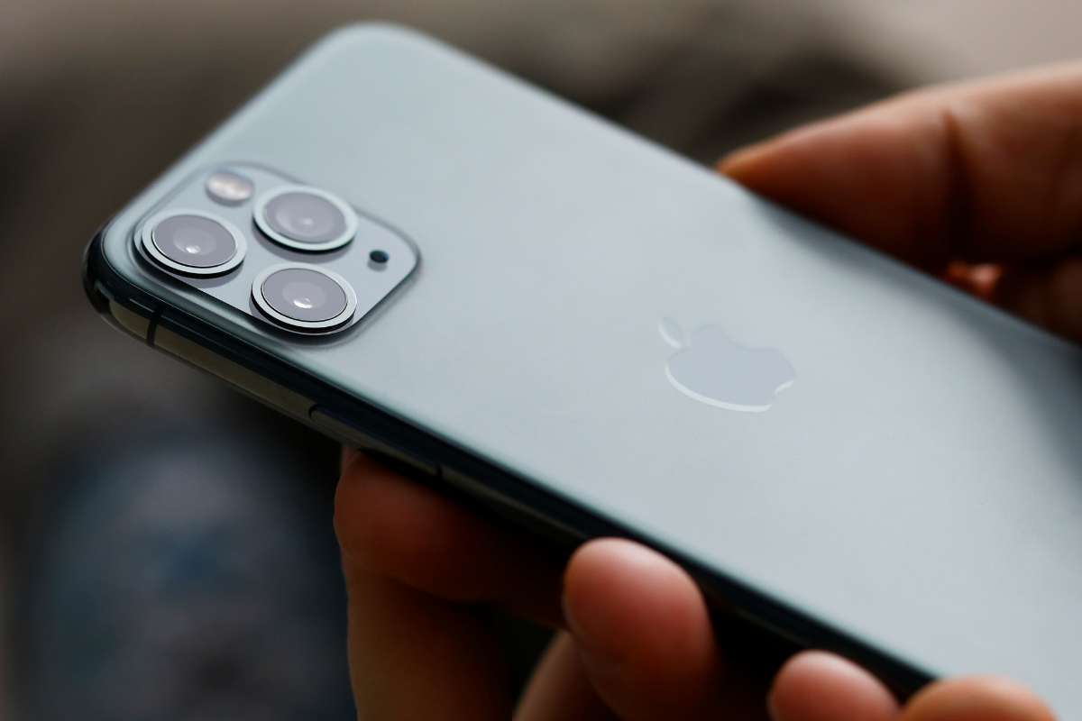 Apple iPhone 14 Pro Models May Feature Hole Punch Displays From LG - 74