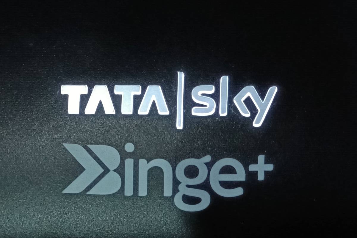  Tata Sky Binge  Set Top Box Review  Perfect for OTT Lovers - 54