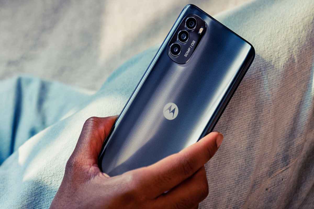 Moto G82 Launched