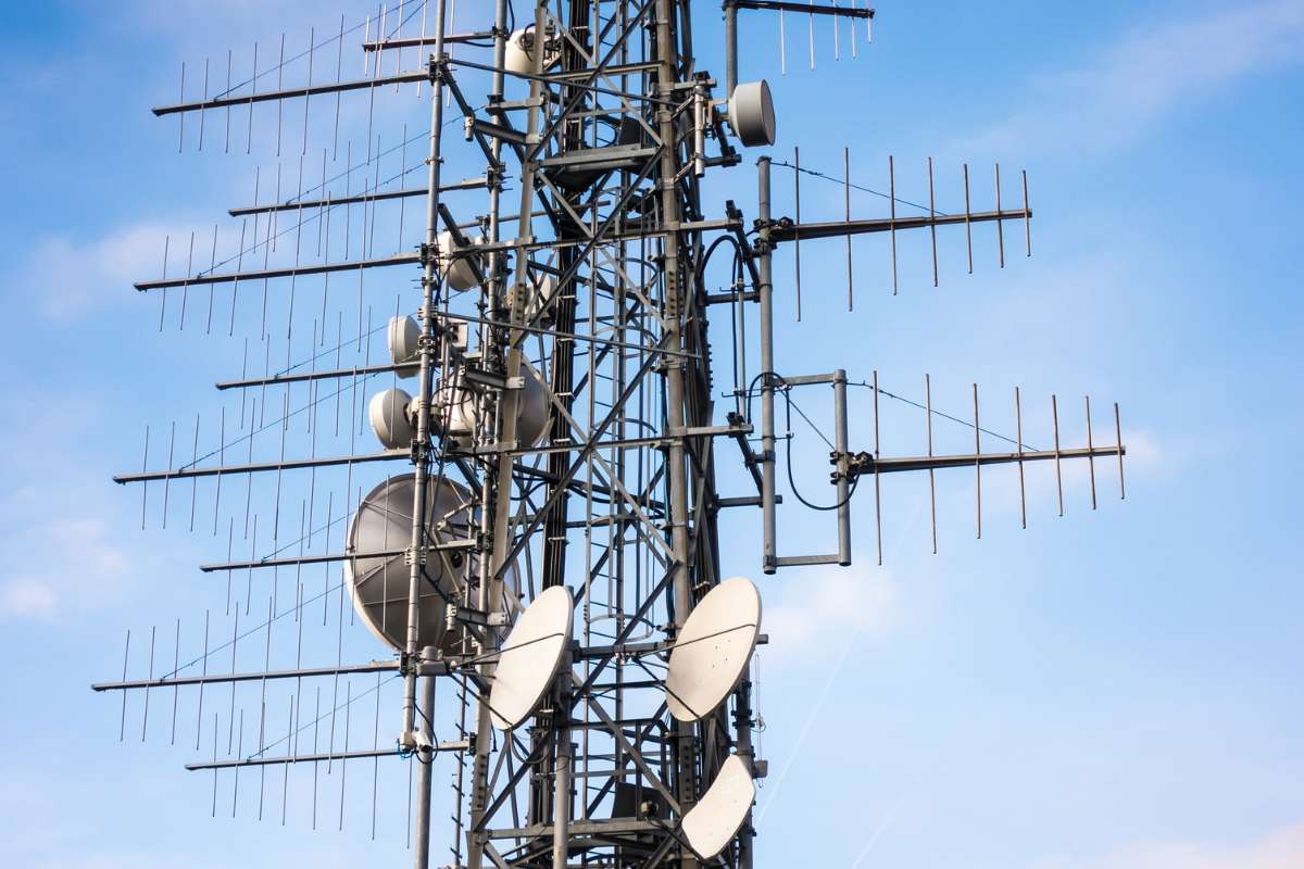 Airtel Vi and Jio to Benefit from Lower Yearly Costs - 1