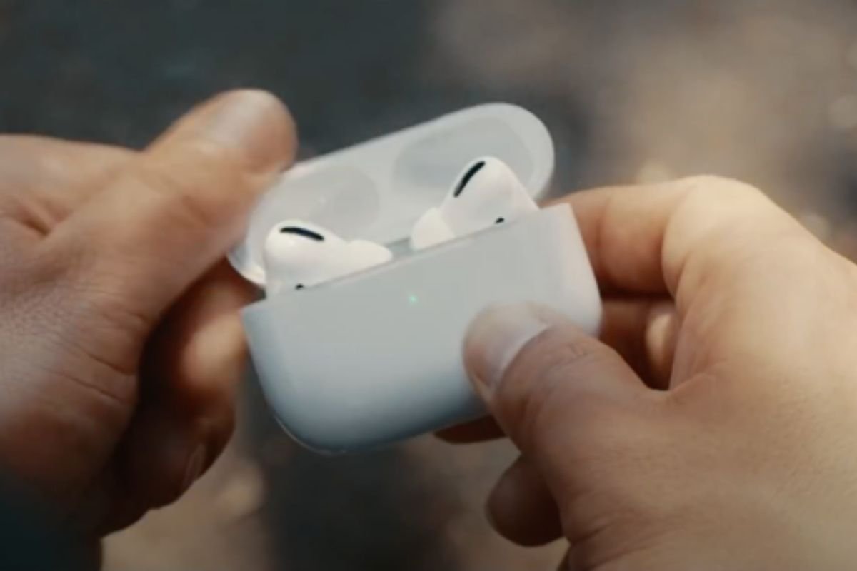 Apple AirPods Pro (Gen ke-2) dapat menampilkan fungsi alat bantu dengar