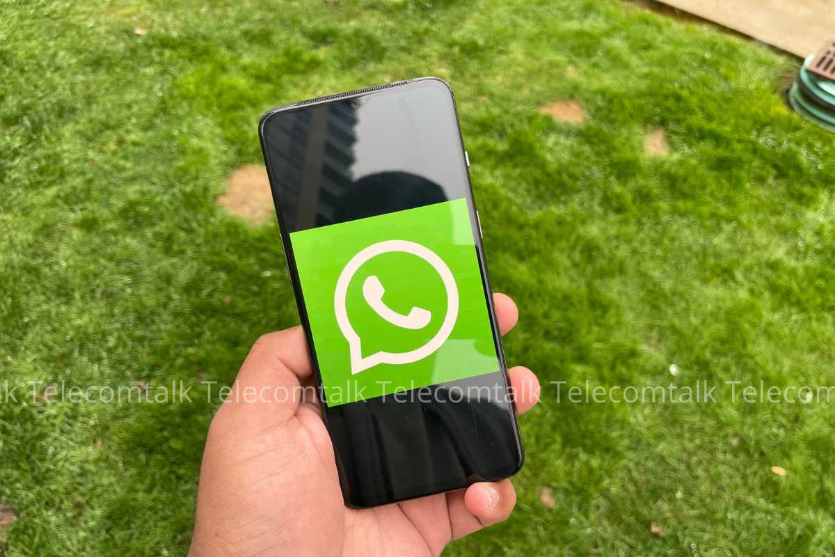 WhatsApp to Allow Users Soon See Status from Chat List Directly - 21