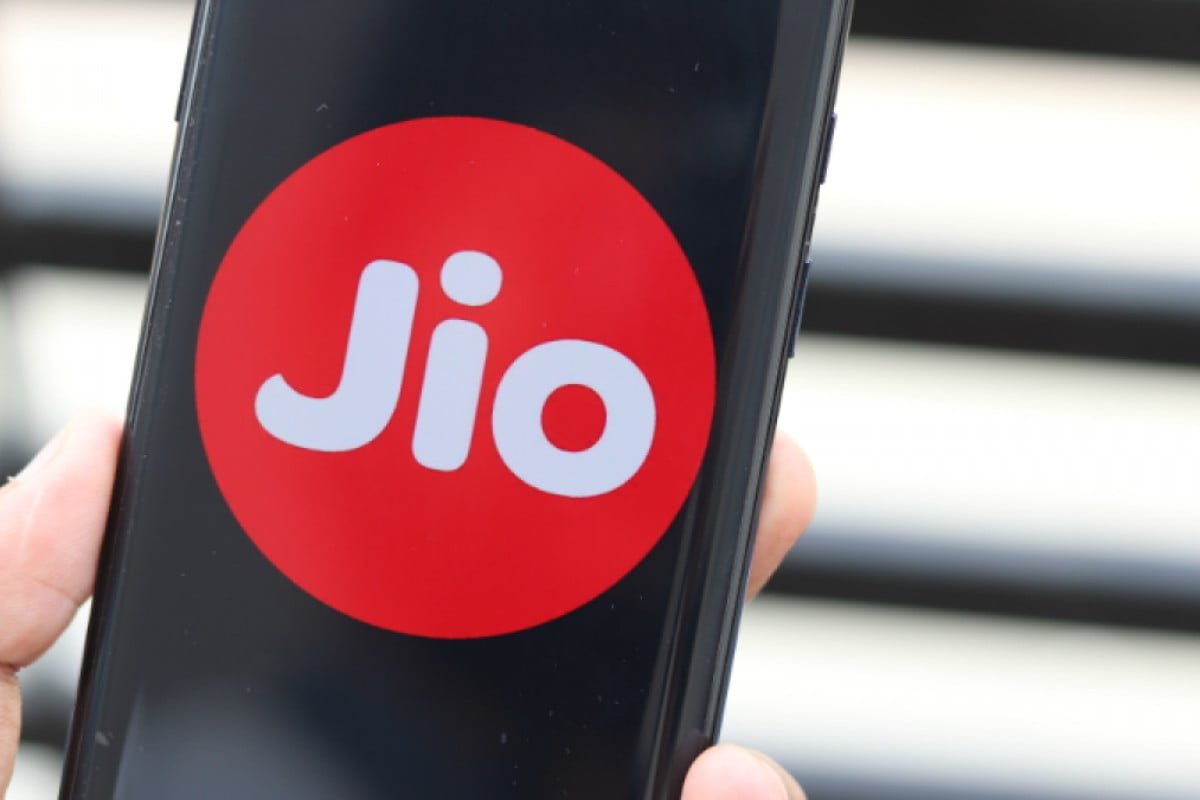 Jio Charges Users Rs 240 Per Month for 2GB Daily Data Plan - 64