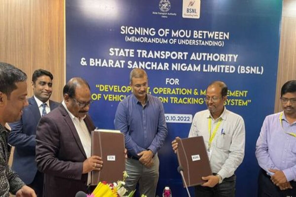 Odisha Transport Authority and BSNL Sign MoU Regarding a Vehicle Tracking App - 60