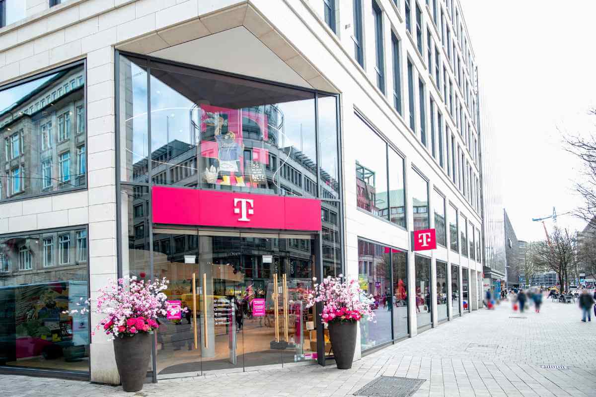 Deutsche Telekom Expands Mobile Network Coverage at 997 Locations