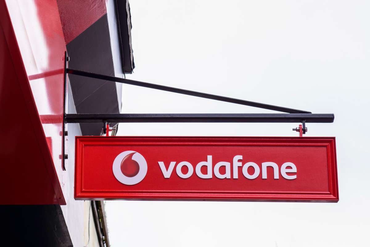 vodafone sells 18 stake in indus towers