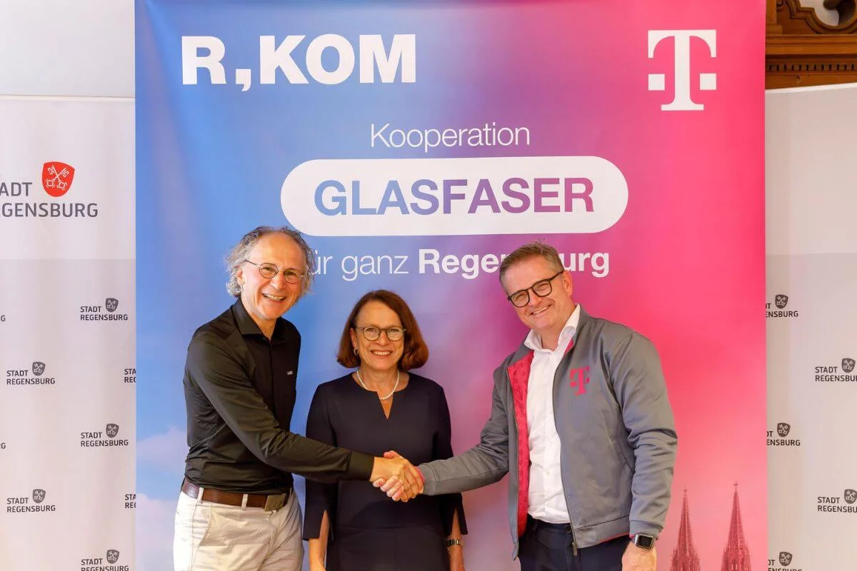 Deutsche Telekom to Invest EUR 100 Million for Fiber Expansion in Regensburg With R-Kom