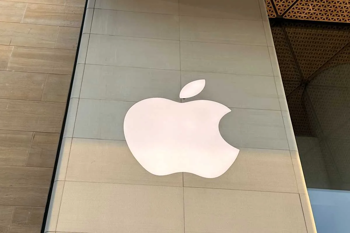 apple intelligence features might not be enough