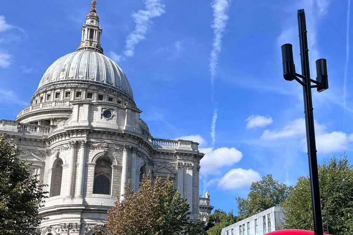 EE Extends Small Cell Network With Freshwave in City of London