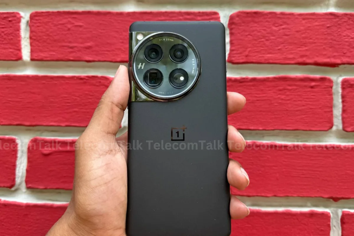 oneplus 12 gets new ai features and