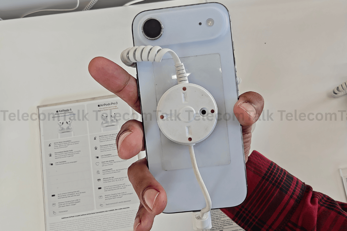iphone air hands on design at peak (1)