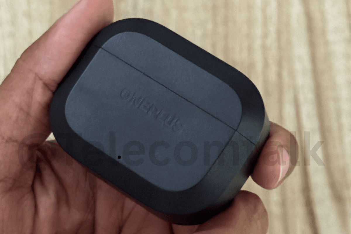 oneplus nord buds 3r design and shape (6)