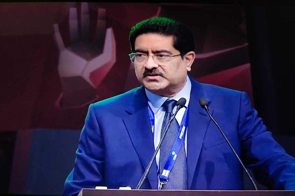 kumar mangalam birla comments on vodafone idea