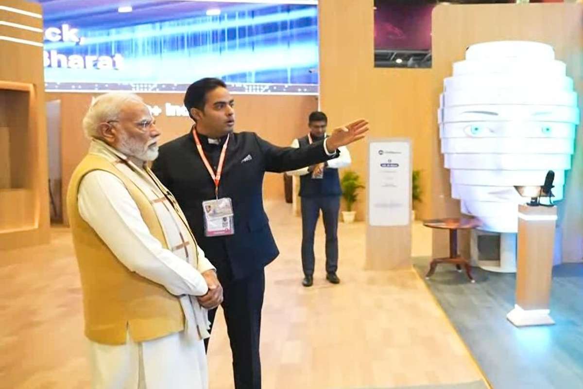 pm modi visit to jio ai pavilion
