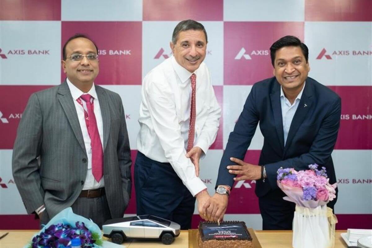 Axis Bank Ties Up with Tesla to Offer Tailored EV Financing Solutions in India