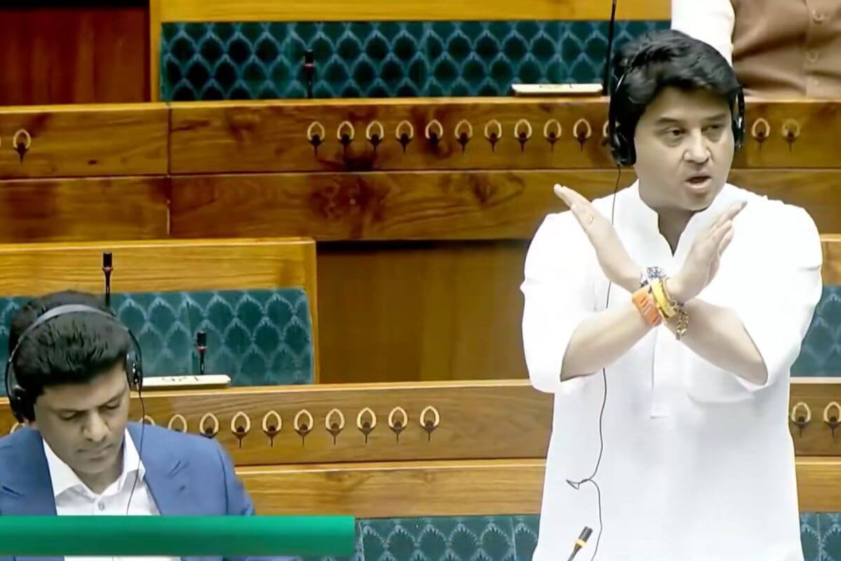 BSNL to Add up to 60,000 More Mobile Towers, Says Scindia: Report