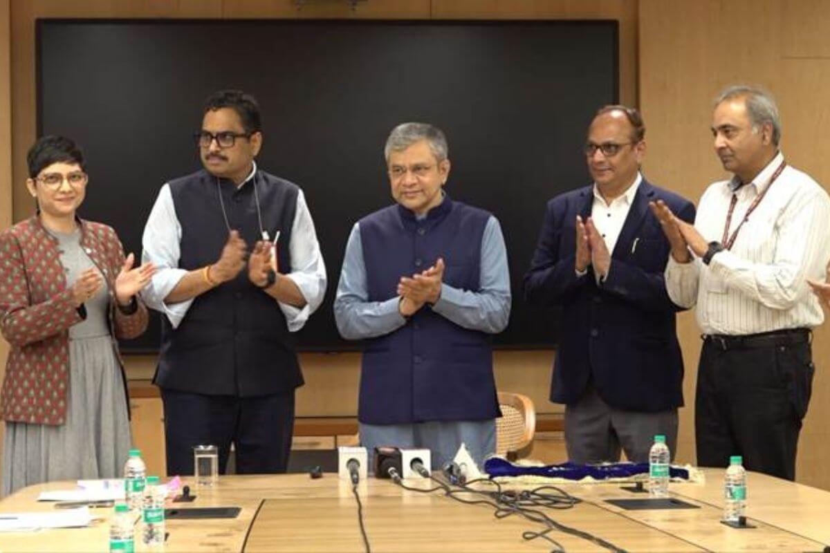 Government Unveils AI Skilling, Creator Platform and TV Reforms to Boost Orange Economy