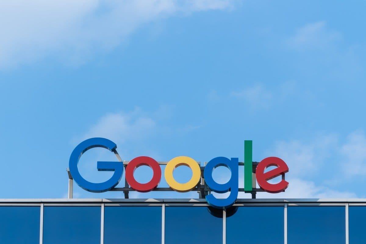 google to let users change gmail address