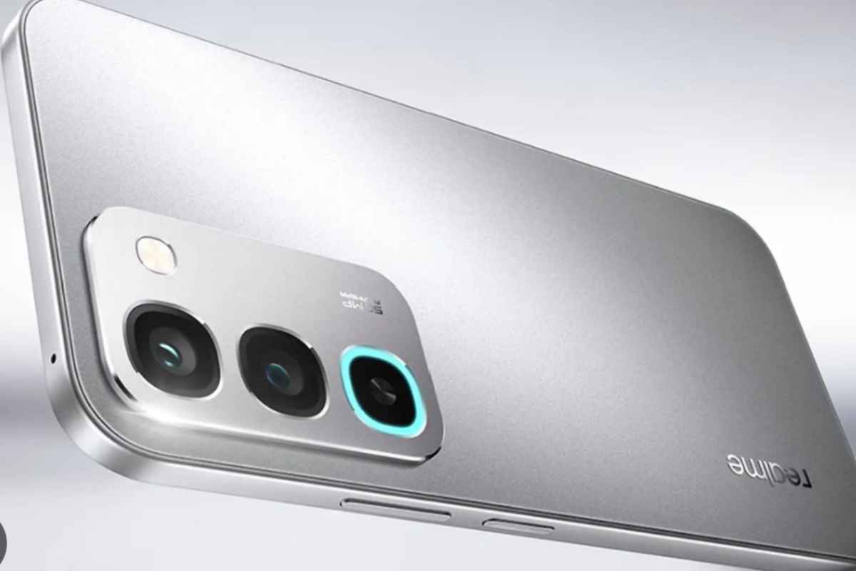 This Realme Phone with 8000mAh Battery Just Launched in India