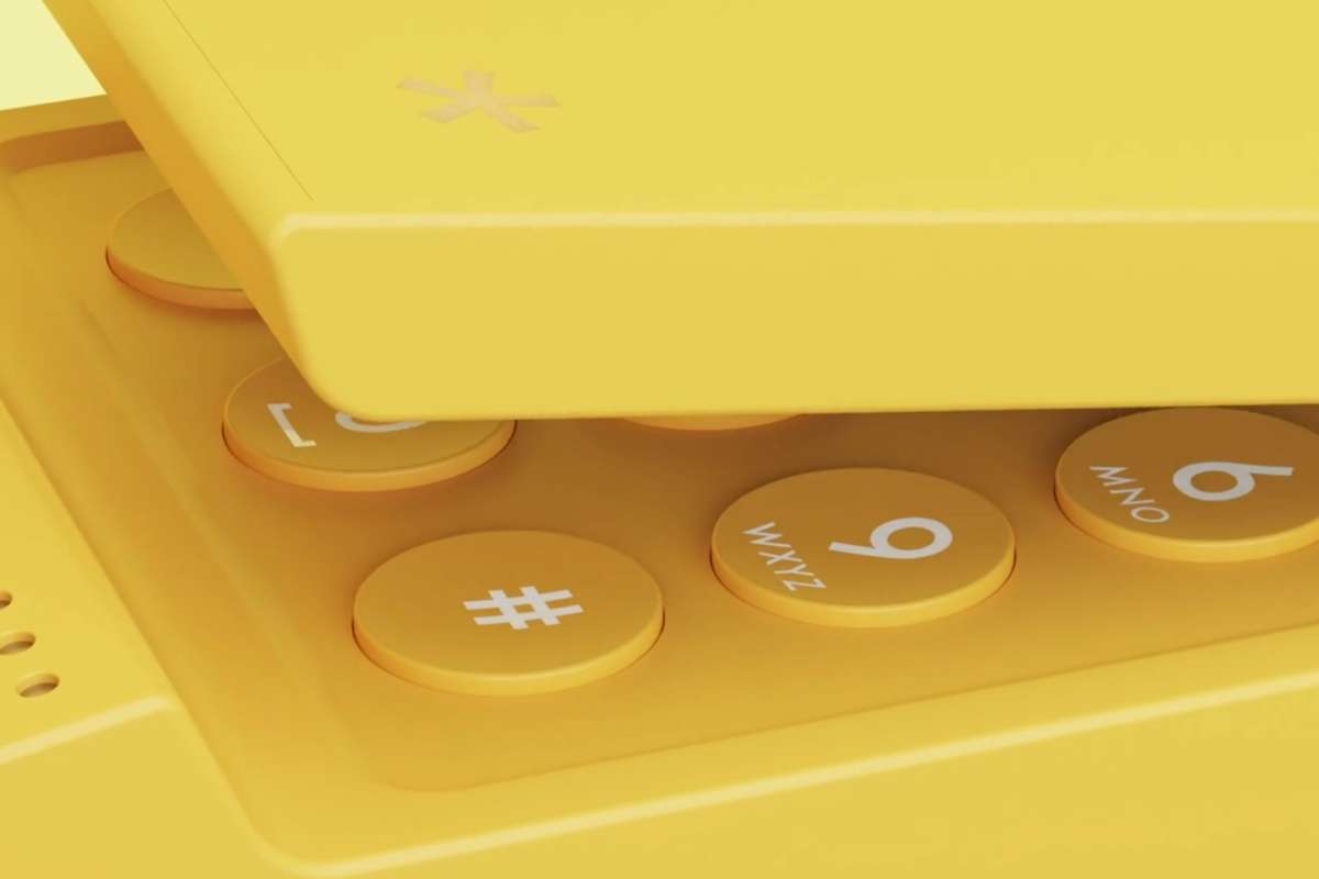 light phone is so cool wow design