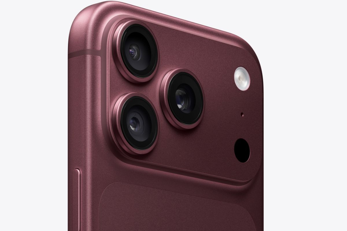 iphone 18 pro launched in black colour