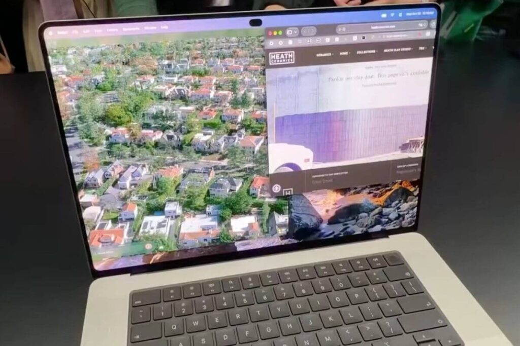 Apple MacBook Pro with PROLED XDR Display: India Price List