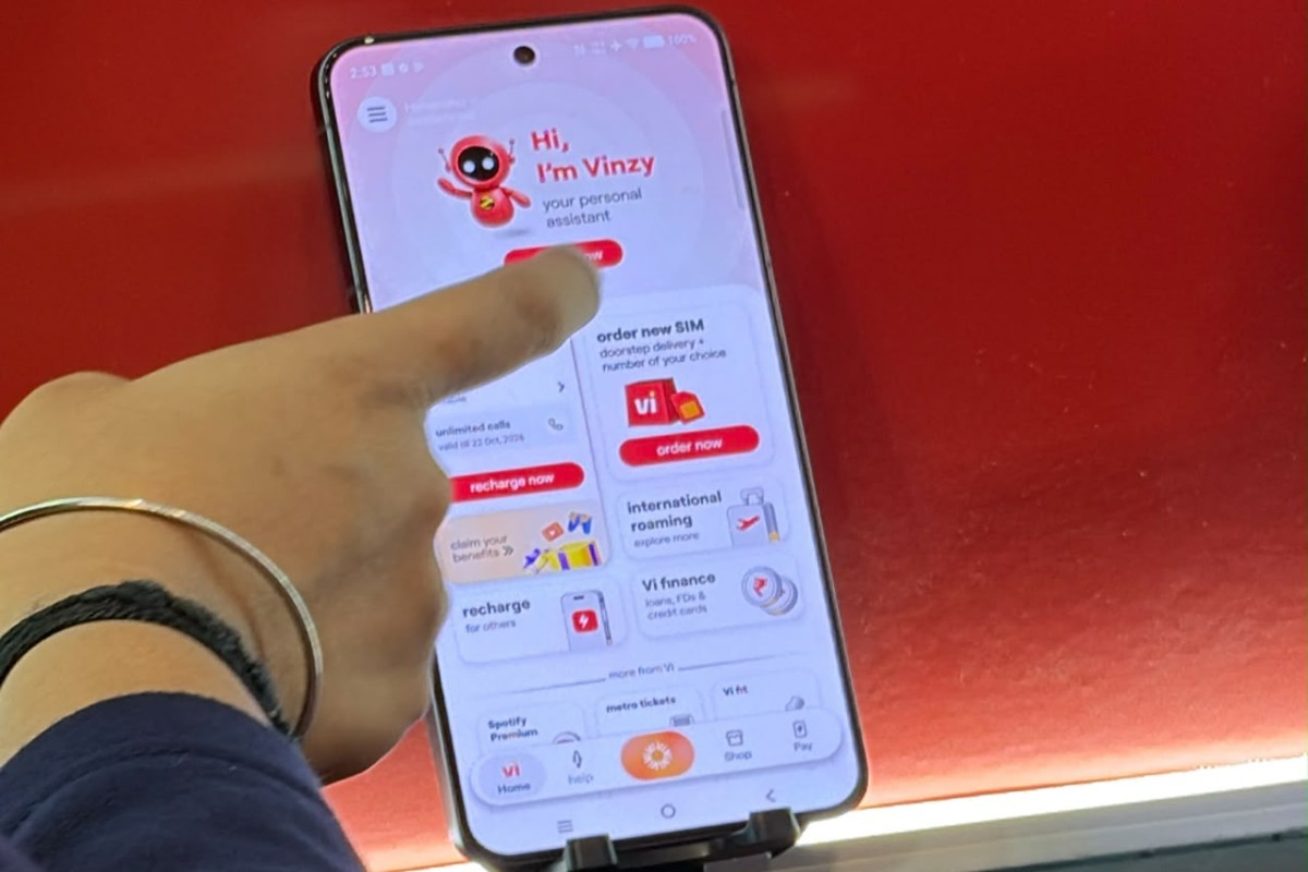 Vodafone Idea Showcases Vinzy Personal AI Assistant at IMC 2026
